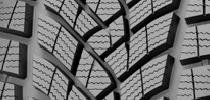 Asymetryczny bienik opony Goodyear UG Performance G1 opona zimowa Goodyear UG Performance G1 bieznik