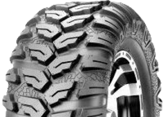 Gros plan de la bande de roulement Maxxis MU08 Ceros 26x11 R12 79 N 6PR