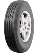 Gros plan de la bande de roulement GT Radial Super Traveller 668 6.50 R16 108/107 N