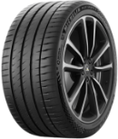 Gros plan de la bande de roulement Michelin Pilot Sport 4 S 305/35 R20 104 Y ZR