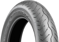 Gros plan de la bande de roulement Bridgestone Battlecruise H50 240/40 R18 79 V Rear TL