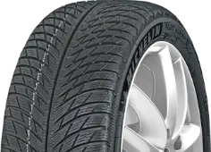 Gros plan de la bande de roulement Michelin Pilot Alpin 5
