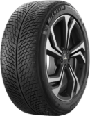 Gros plan de la bande de roulement Michelin Pilot Alpin 5 SUV 245/45 R21 104 V XL
