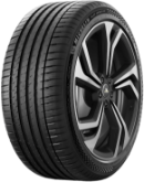 Gros plan de la bande de roulement Michelin Pilot Sport 4 SUV 275/40 R20 106 Y XL