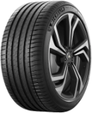 Gros plan de la bande de roulement Michelin Pilot Sport 4 SUV 315/35 R21 111 Y XL