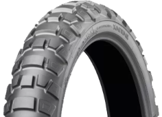 Gros plan de la bande de roulement Bridgestone Battlax Adventurecross AX41 4.60-18 63 P Rear TL