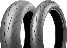 Gros plan de la bande de roulement Bridgestone Battlax Hypersport S22 180/60ZR17 (75 W) Rear TL