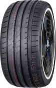 Gros plan de la bande de roulement Windforce Catchfors UHP 235/55 R20 105 W XL