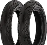 Gros plan de la bande de roulement Michelin Commander III Cruiser 180/70 B15 76 H Rear TL/TT M/C