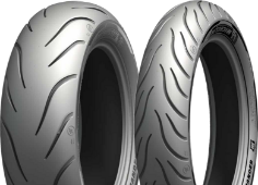 Gros plan de la bande de roulement Michelin Commander III Touring 120/70 B21 68 H Front TL/TT M/C RF
