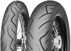 Gros plan de la bande de roulement Mitas Custom Force 130/90 B16 73 H Front TL (MT90 B16)