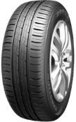 Gros plan de la bande de roulement RoadX RXMOTION H11 185/70 R14 88 H