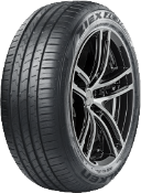 Gros plan de la bande de roulement Falken Ziex ZE310A Ecorun 235/55 R17 103 H XL