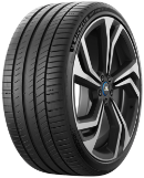 Gros plan de la bande de roulement Michelin Pilot Sport EV 275/40 R21 107 W XL, MO1, Acoustic