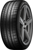 Gros plan de la bande de roulement Vredestein Ultrac Vorti R+ 265/35 R20 99 Y XL, ZR