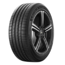 Gros plan de la bande de roulement Michelin Pilot Sport 5 245/45 R17 99 Y XL, ZR