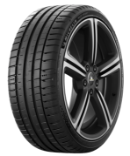 Gros plan de la bande de roulement Michelin Pilot Sport 5 205/40 R17 84 Y XL, ZR