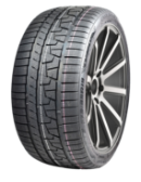 Gros plan de la bande de roulement Royal Black Royal Winter UHP 215/55 R16 97 H