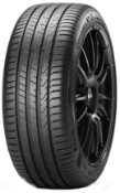 Gros plan de la bande de roulement Pirelli Cinturato P7 (P7C2) 245/40 R18 97 Y XL