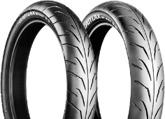 Gros plan de la bande de roulement Bridgestone BT 39 120/80-17 61 S Rear TL M/C