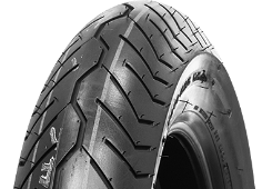 Gros plan de la bande de roulement Bridgestone G 721 120/70-21 62 H Front TL M/C G