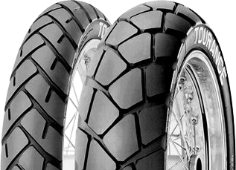 Gros plan de la bande de roulement Metzeler Tourance 120/80-18 62 S Rear TT M/C DP