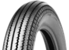 Gros plan de la bande de roulement Shinko E270 5.00-16 72 H Front TT